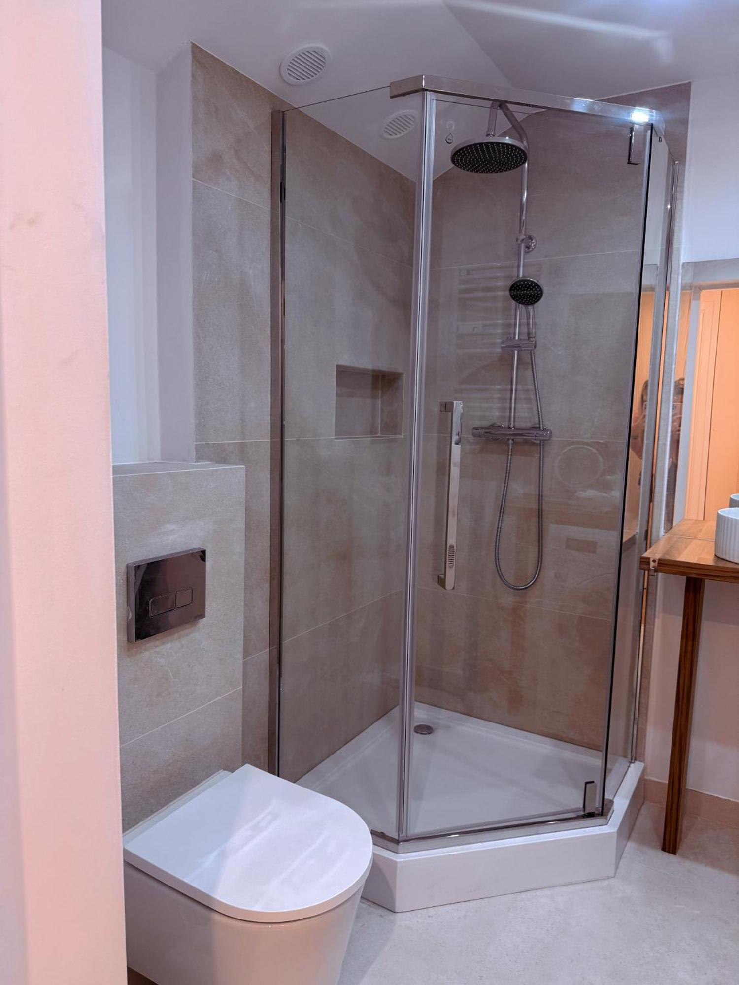 Comfortable Apartament Катовице Экстерьер фото